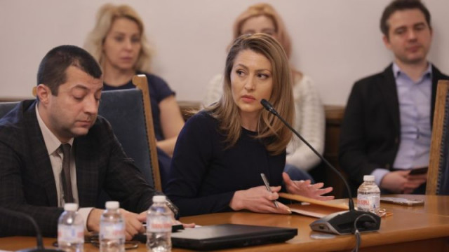 С мнозинство от гласове Правната комисия в Народното събрание подкрепи